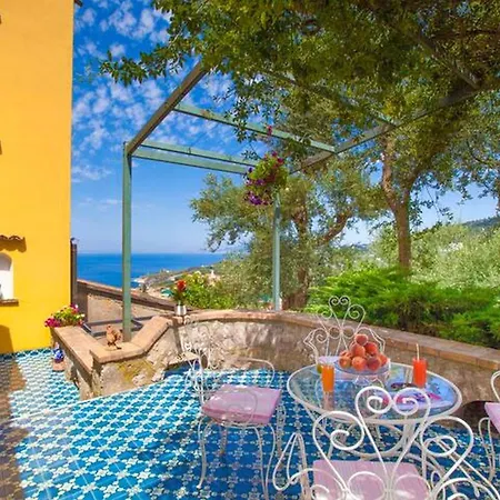 Torre Elisabetta Rooms Massa Lubrense Exterior photo